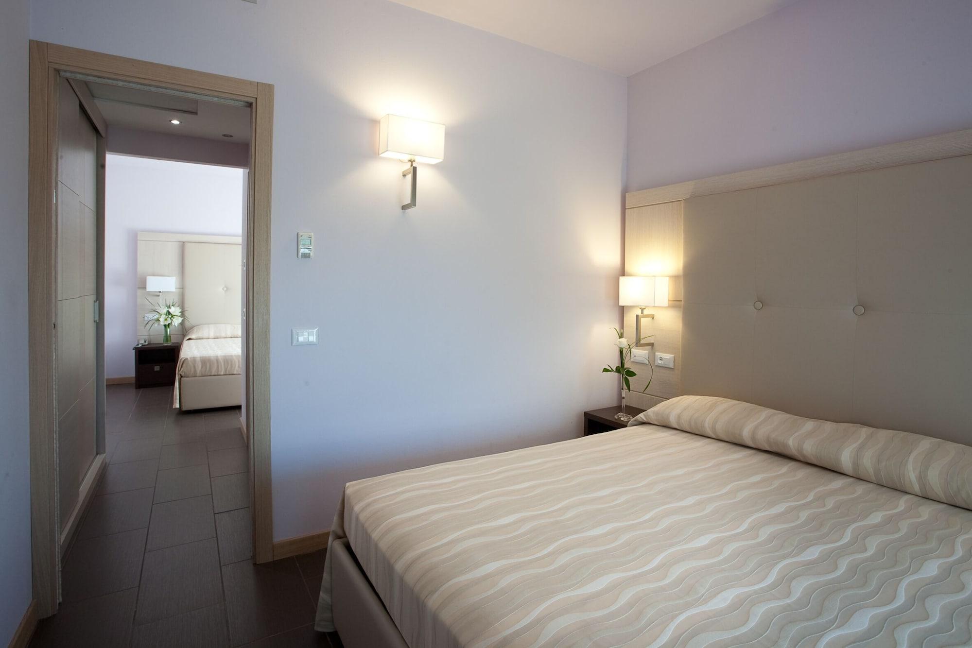 Hotel Porto Azzurro Sirmione Luaran gambar