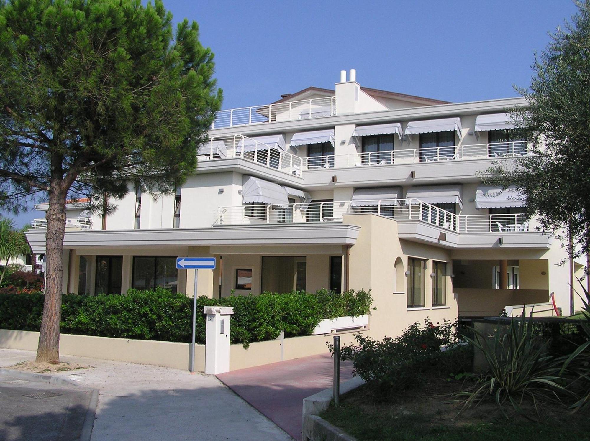 Hotel Porto Azzurro Sirmione Luaran gambar